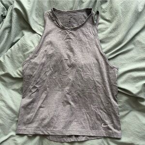Nike Crop Tank